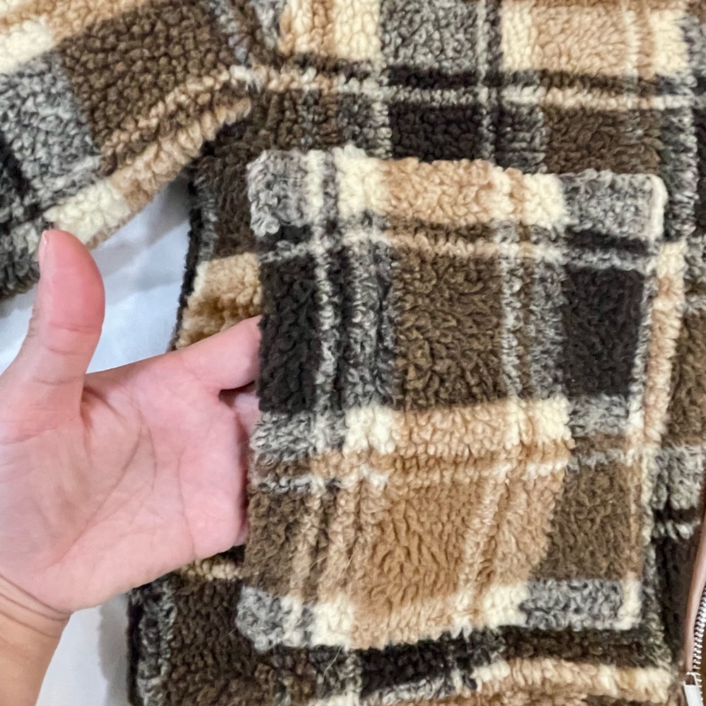 Princess Polly Jacket - Picture 3 of 9